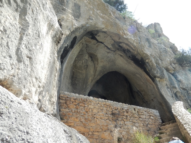 Randonnée – La chapelle et la grotte Sainte Vérédème à Collias